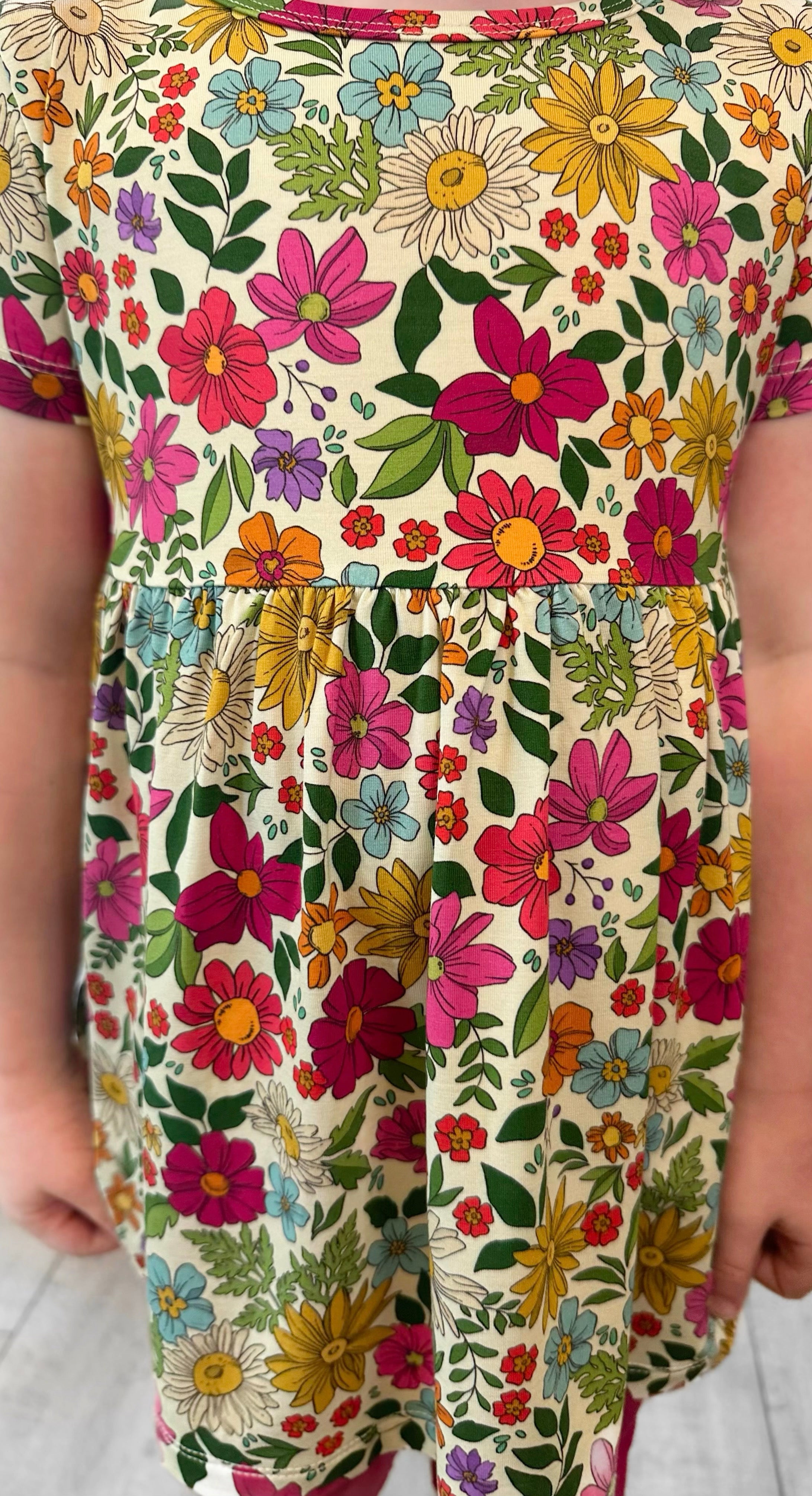 Bamboo Sophia's Floral Paradise Short Sleeve Peplum Top W/ Ribbed Leggings (read description) FINAL SALE