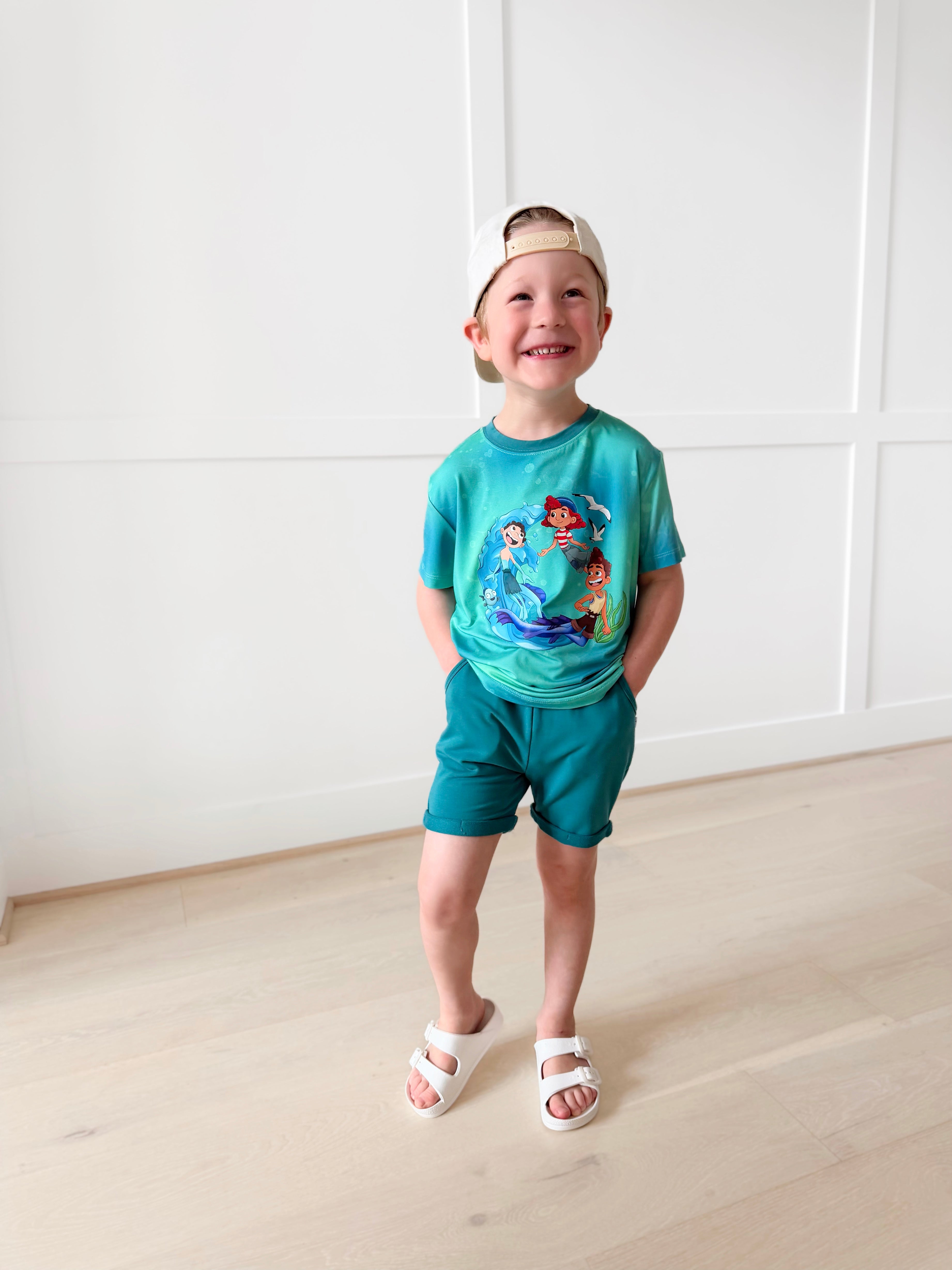 Bamboo BEST FINS FOREVER KIDS GRAPHIC TEE