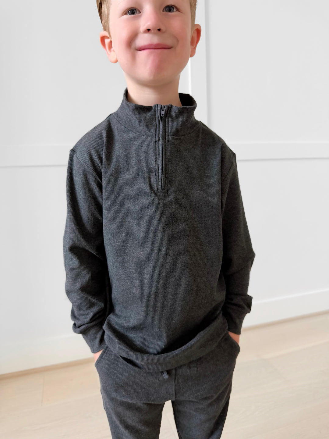 Bamboo RIBBED GRAPHITE QUARTER ZIP