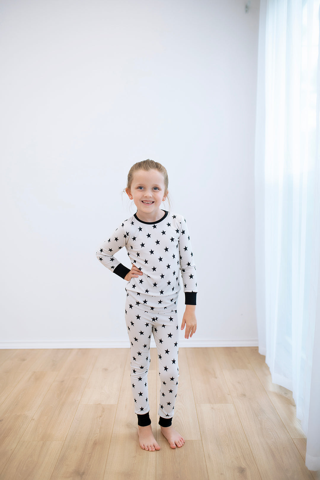 Bamboo RIBBED SHOOT FOR THE STARS Two Piece Long Sleeve/Pant Set