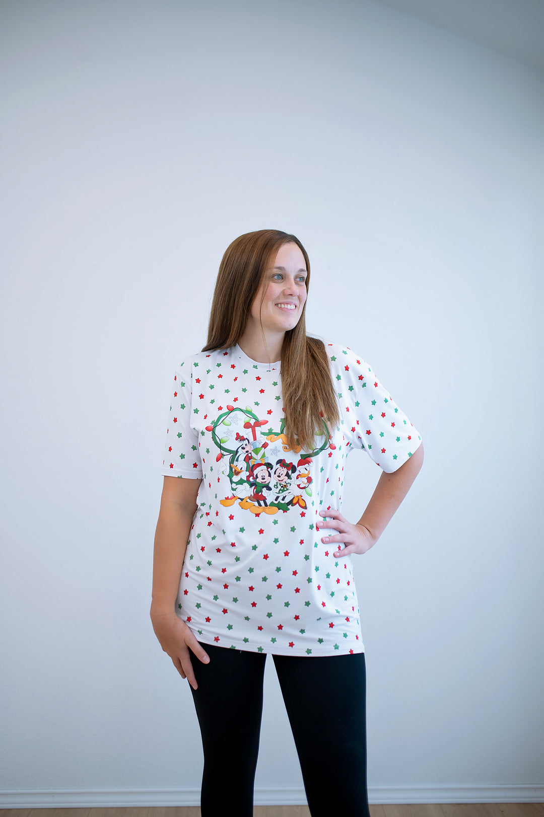 Bamboo MERRY MAGIC ON MAIN GRAPHIC ADULT TEE SHIRT