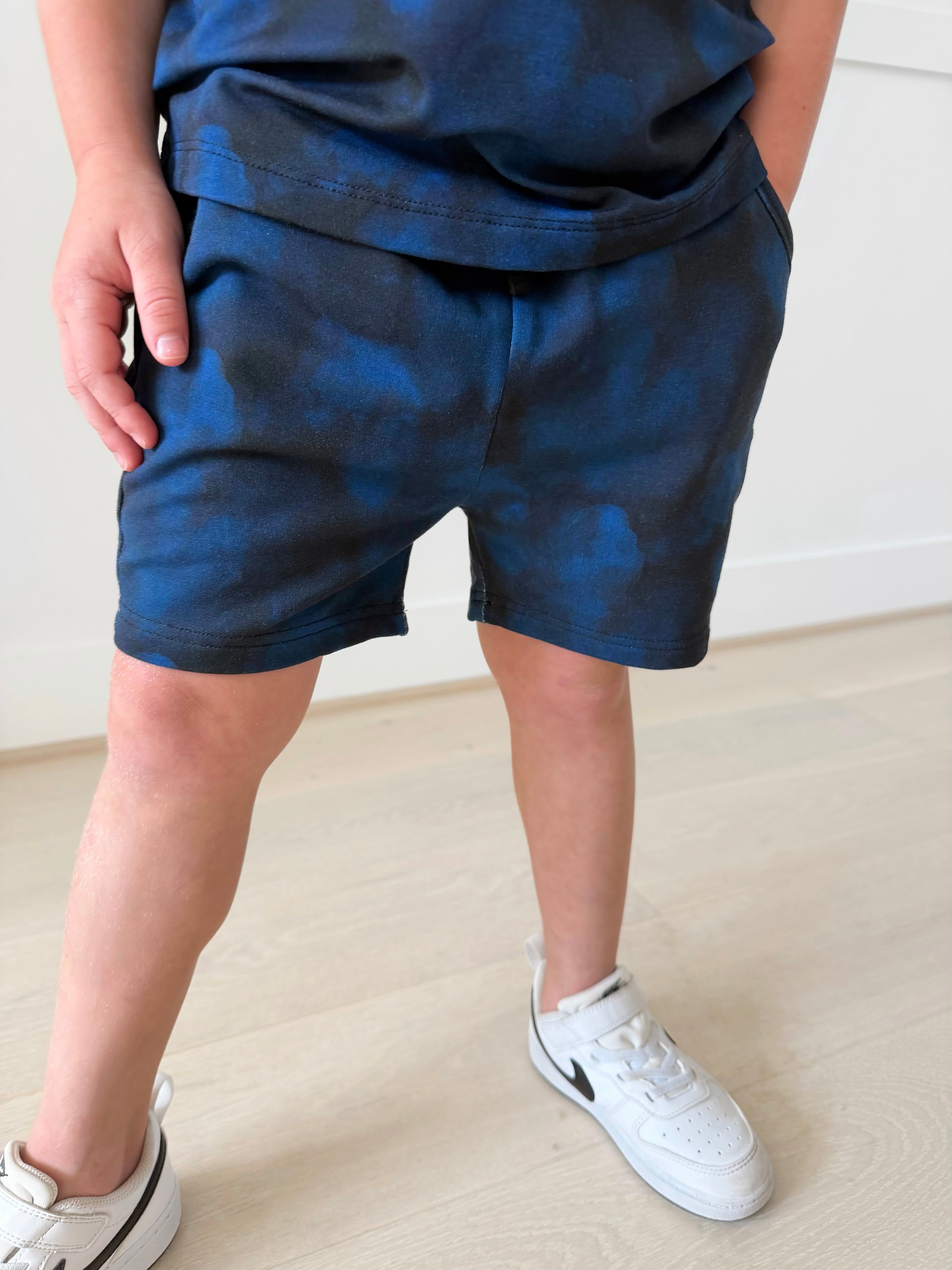 Bamboo COTTON SPANDEX SWINGING & SPINNING (BACKGROUND COORDINATE) Relaxed Shorts