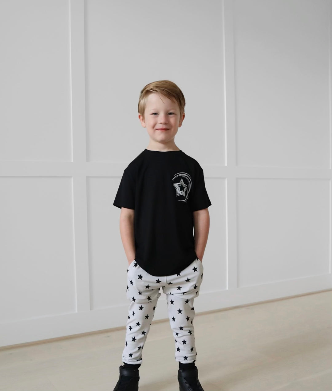 Bamboo SHOOT FOR THE STARS KIDS FRONT &amp; BACK GRAPHIC TEE
