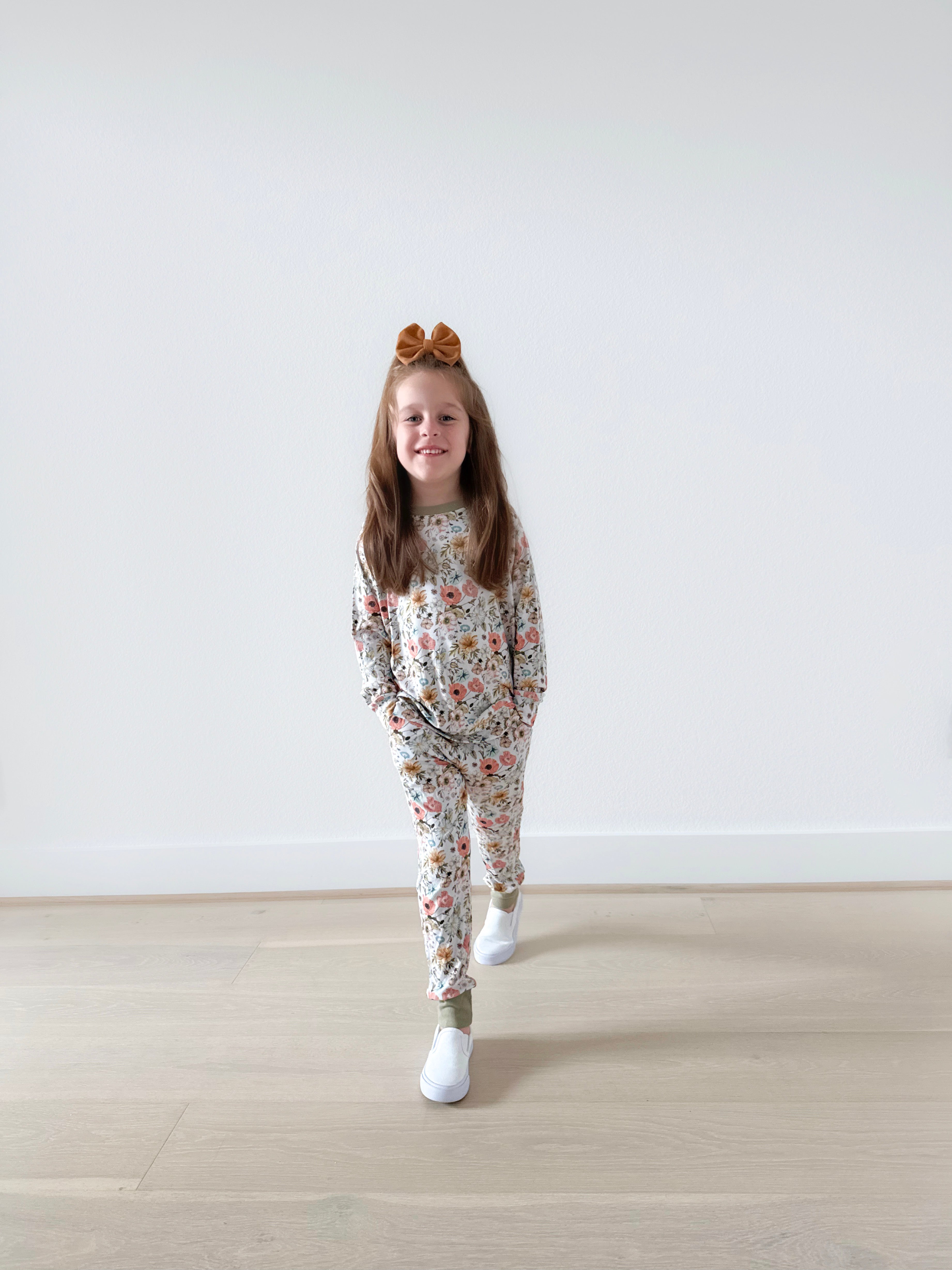 Bamboo RIBBED LYDIA'S BLOOMS kids crewneck & JOGGER SET