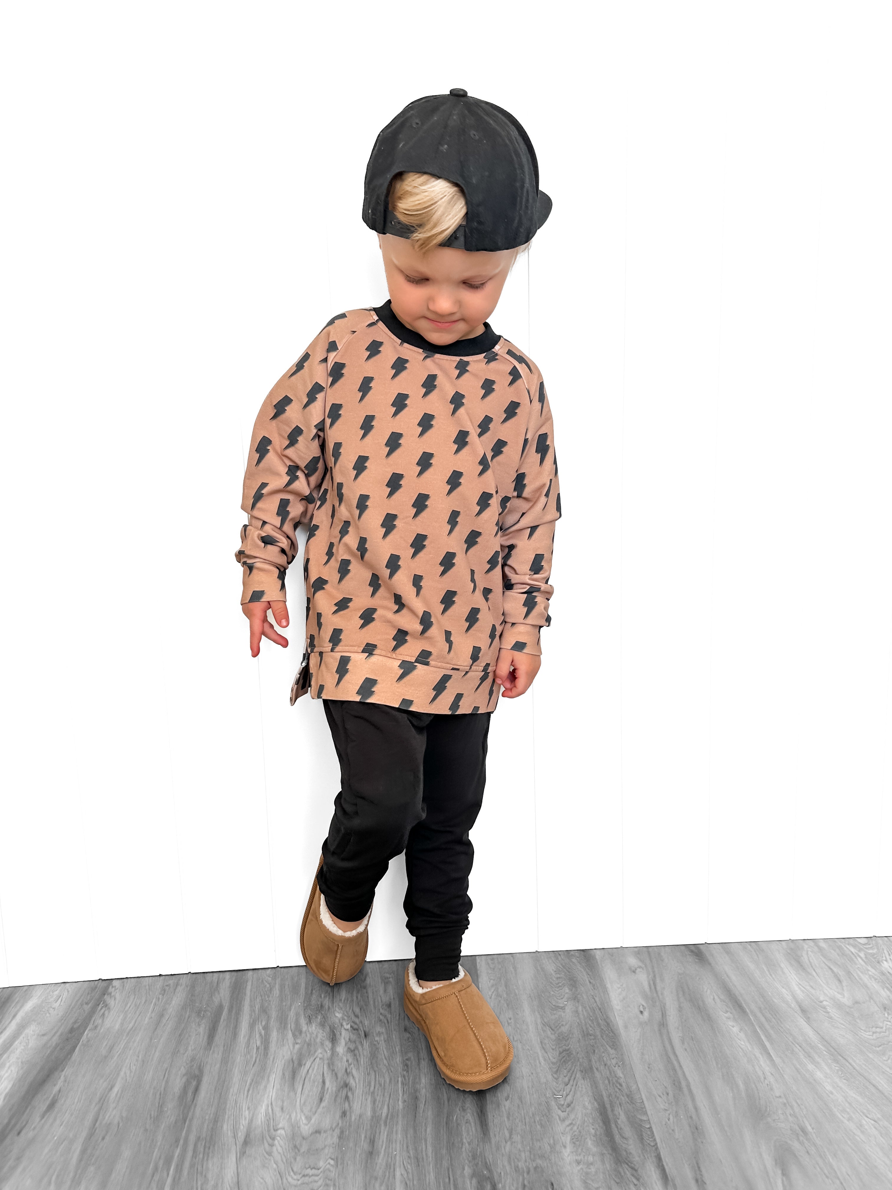 Bamboo 3D Onyx Bolts kids crewneck